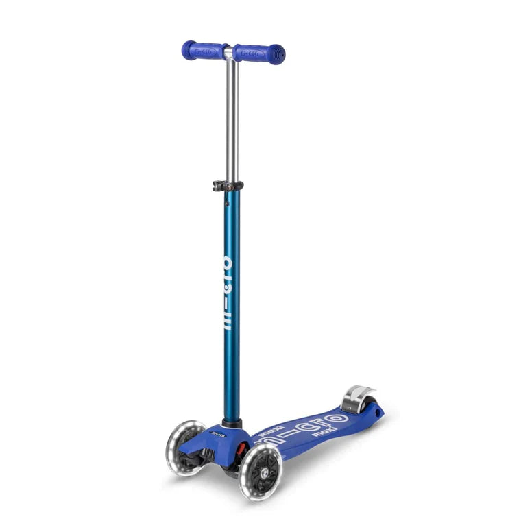 Micro Blue Maxi Deluxe LED Kickboard
