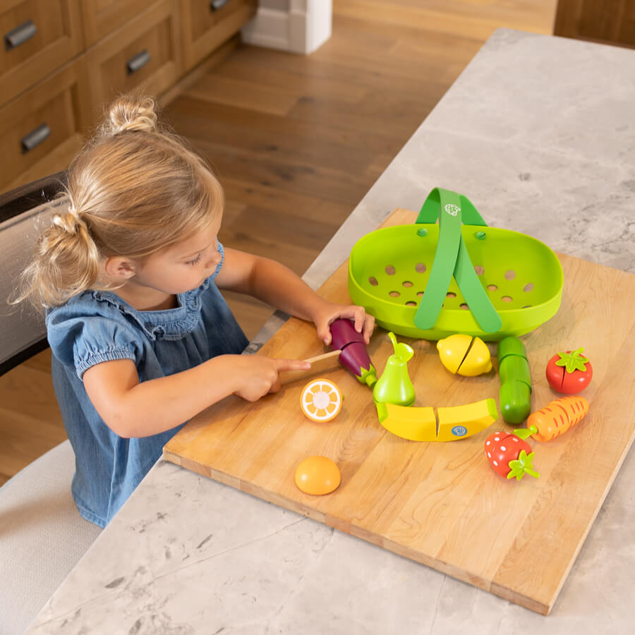 Fat Brain Toys Pretendables Fruit and Veggie Basket