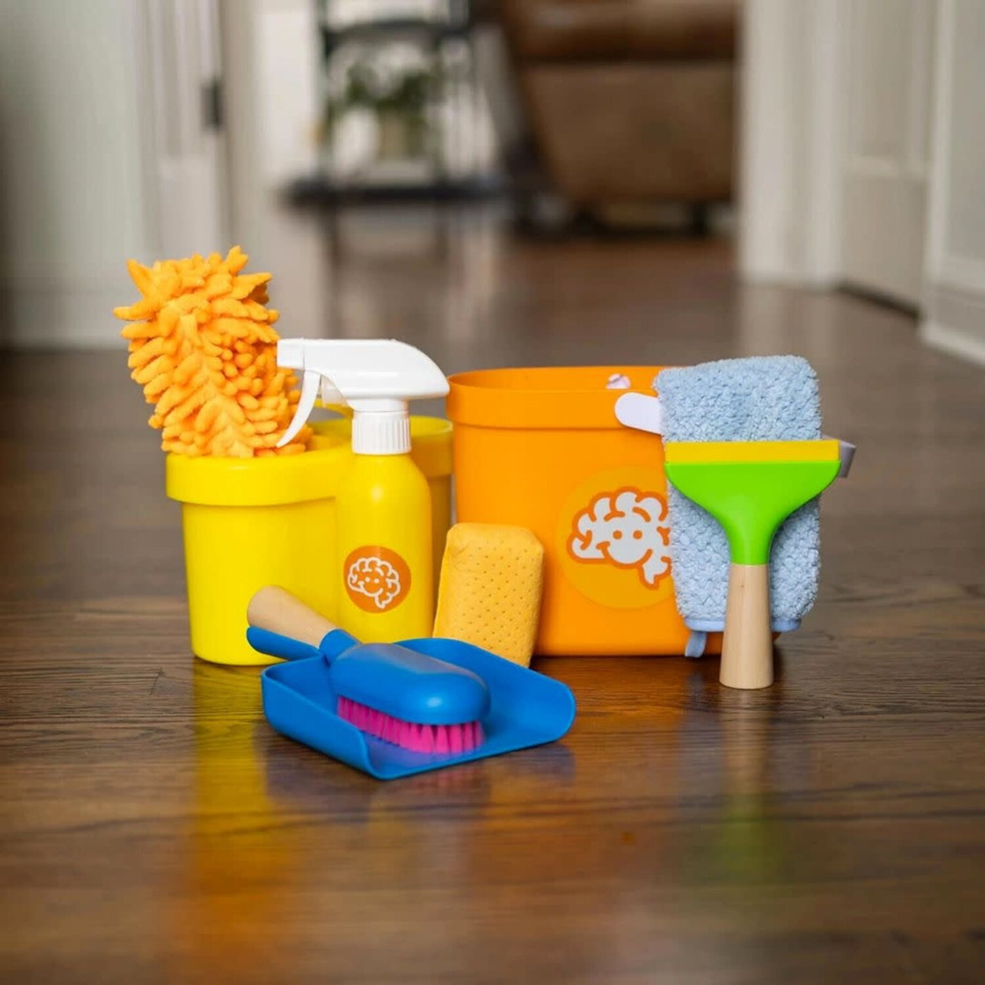 Fat Brain Toys Pretendables Cleaning Kit